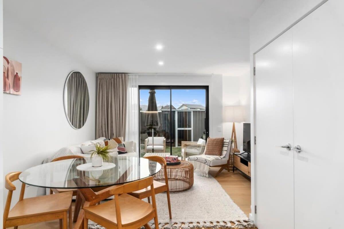 Wanaka Riverside Townhouse Retreat Albert Town Ngoại thất bức ảnh